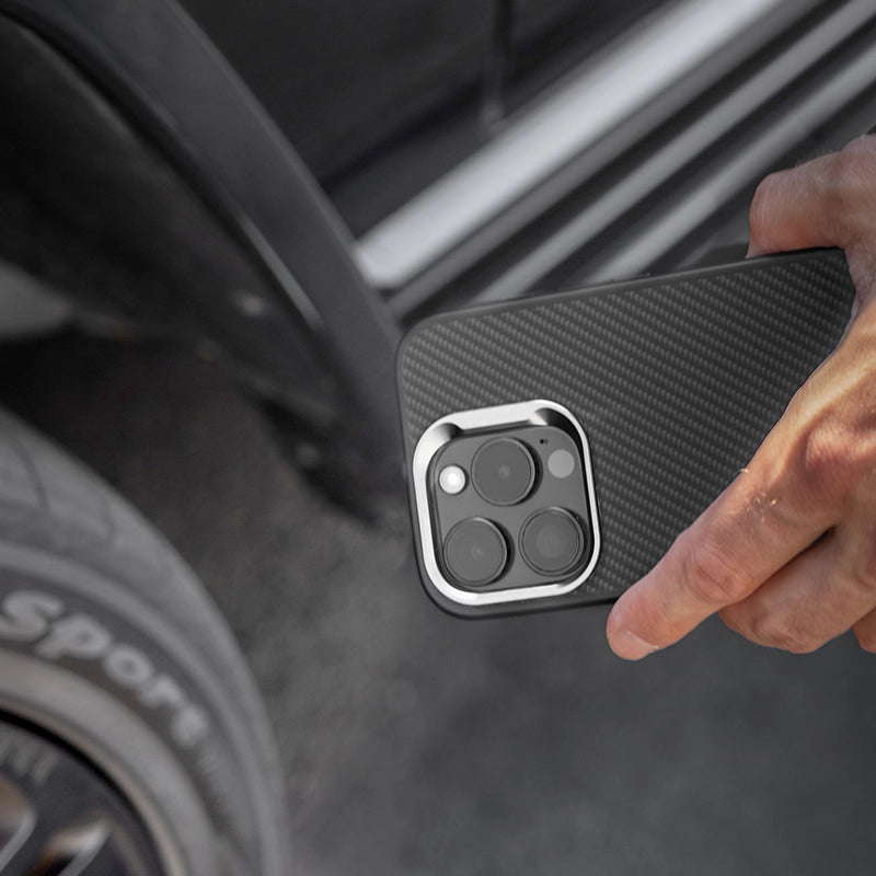 iPhone 16 Pro Max Carbon Case MagSafe Hülle