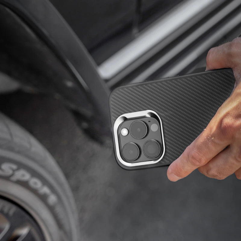 iPhone 17 Carbon Case mit MagSafe