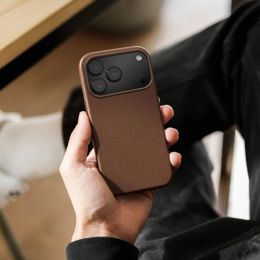 iPhone 18 Pro MagSafe Leder Hülle braun