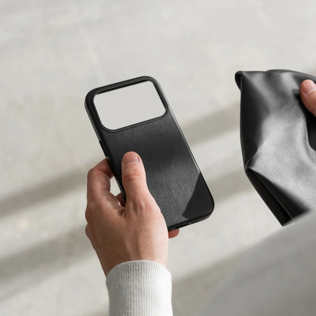 iPhone 18 Pro Max Hülle aus veganem Leder