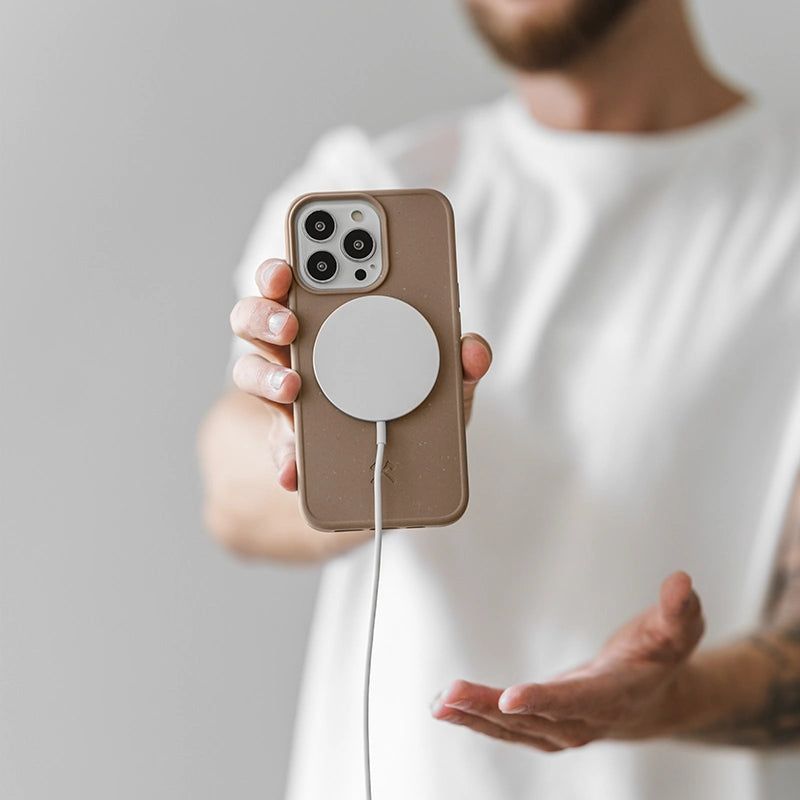 iPhone 13 Pro Handyhülle nachhaltig Taupe Braun