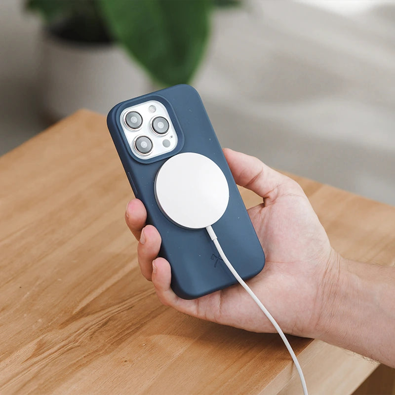 Iphone 15 nachhaltige Bio MagSafe Handyhülle navy blau