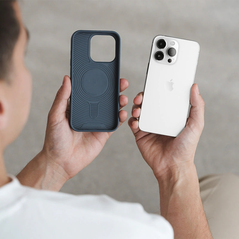 Iphone 15 nachhaltige Bio Handyhülle navy blau