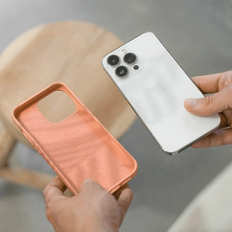 iPhone 12 / 12 Pro Handyhülle nachhaltig Pfirsich