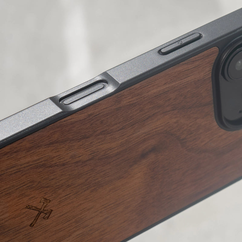 iPhone 17 Pro Max Bumper Hülle Holz
