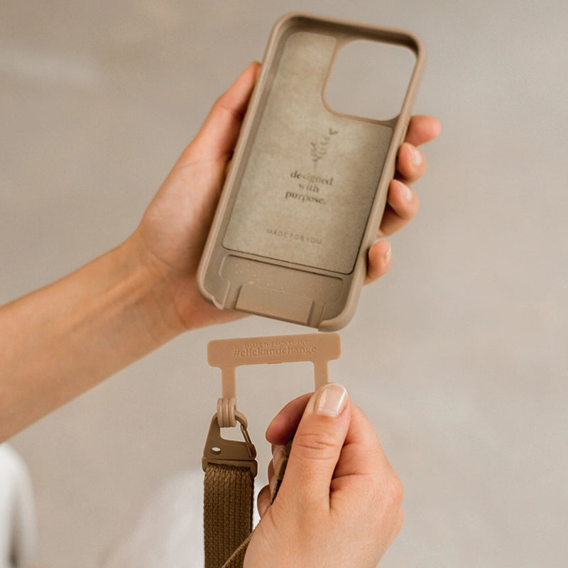iPhone 14 Pro Handykette Taupe