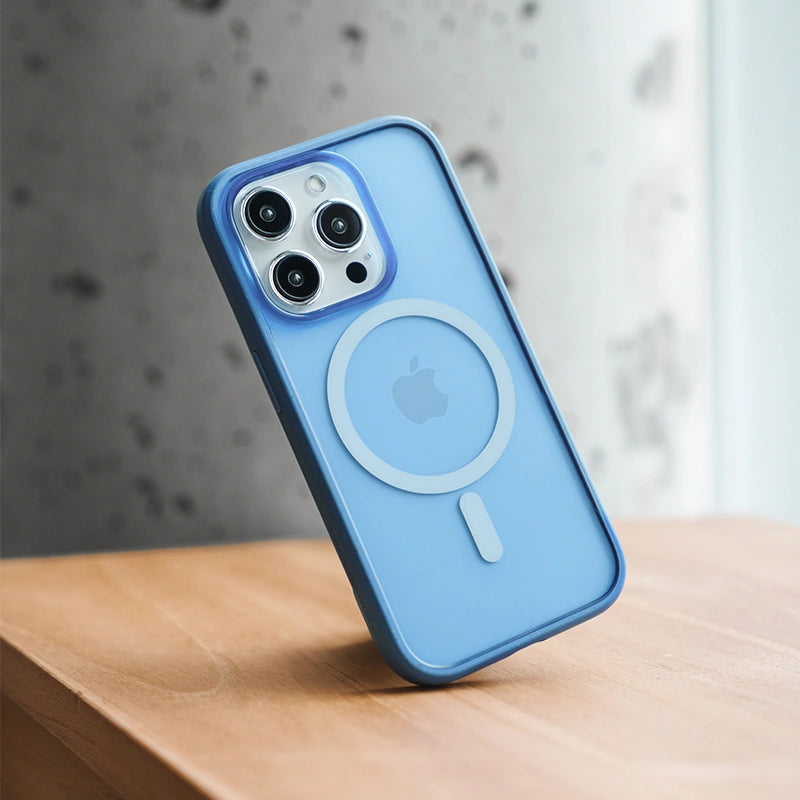iPhone 15 Pro Clear case MagSafe blau/matt
