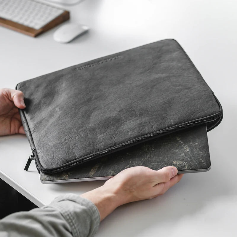 15“ Laptophülle aus Kraftpapier Nachhaltig Schwarz