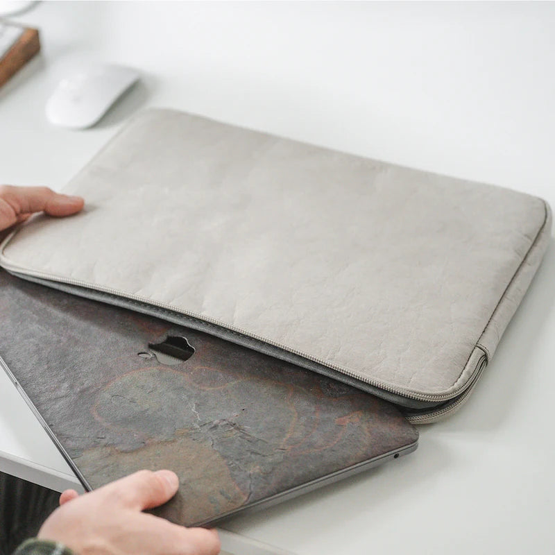 13“ Laptophülle aus Kraftpapier Nachhaltig Grau