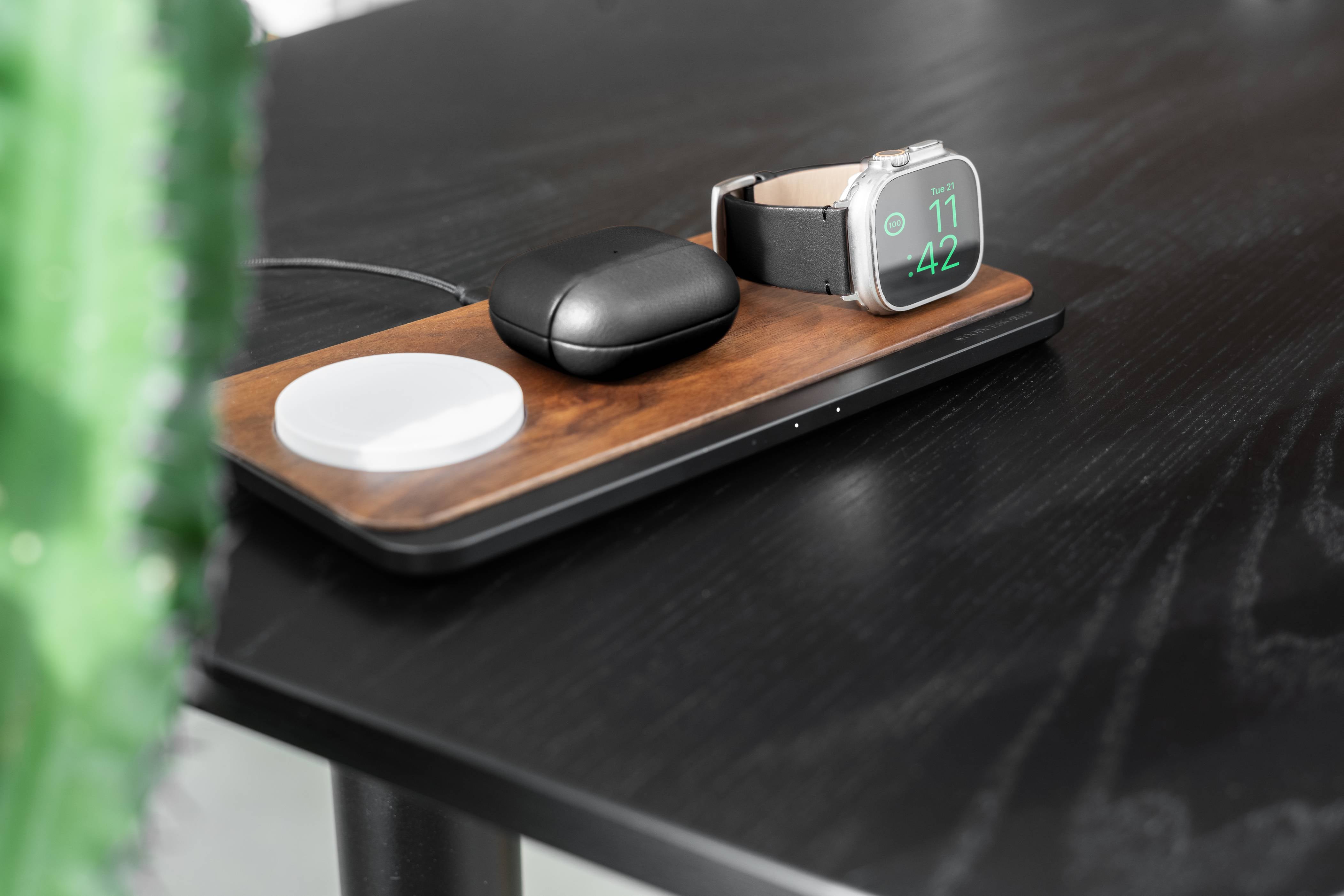 Apple Watch Armbänder & Wireless Charger