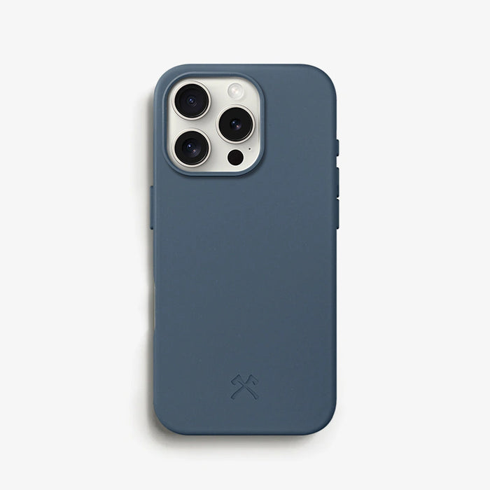 Woodcessories - nachhaltige MagSafe Handyhülle - iPhone 16 Pro - Navy Blau