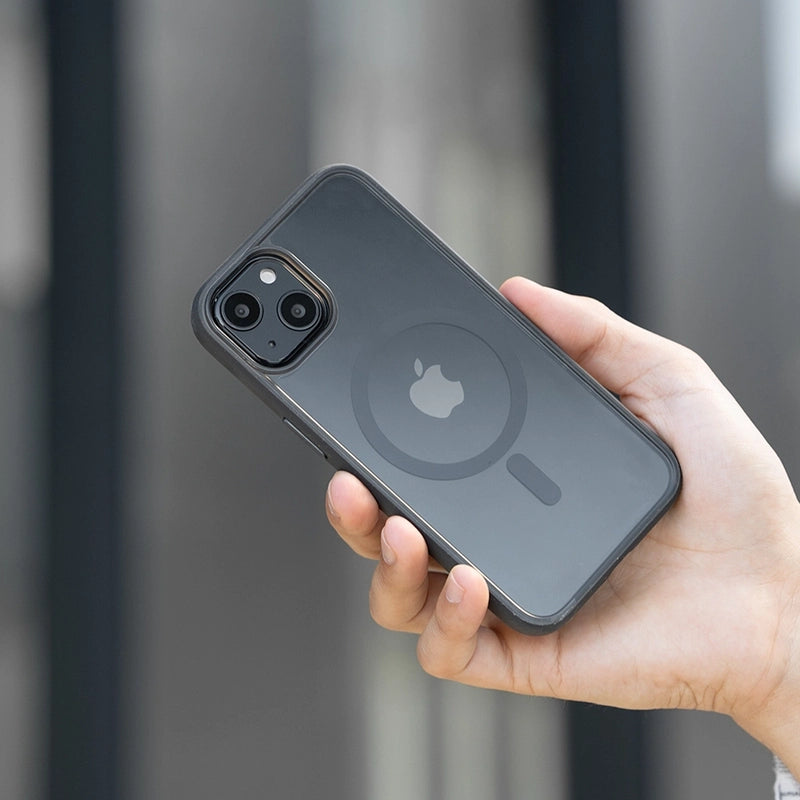 Iphone 13 durchsichtige MagSafe Handyhülle schwarz/matt
